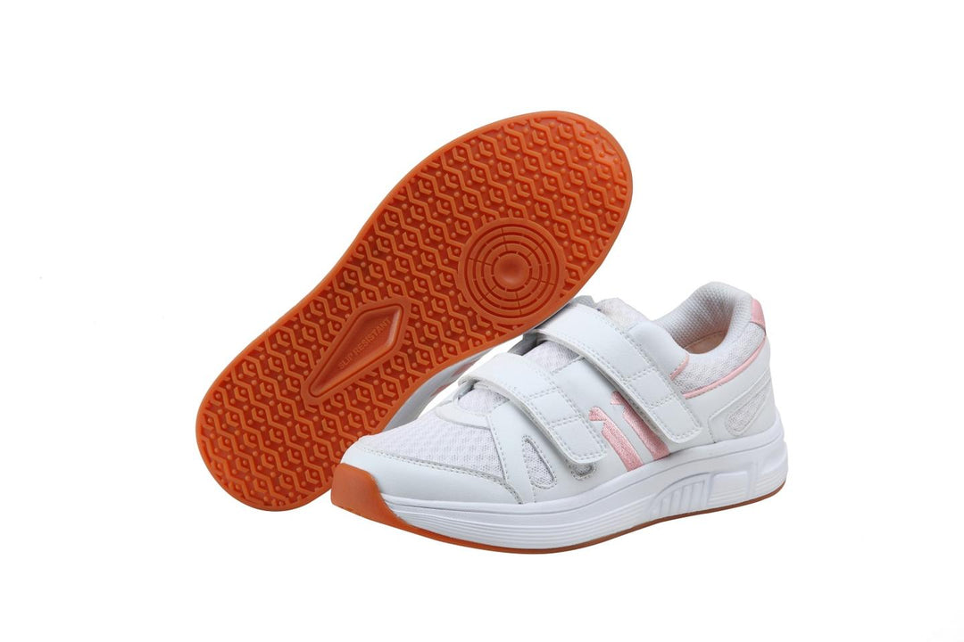 9331 - Fitec Women's Added-Depth Extreme-Light Mesh Walking Shoes White